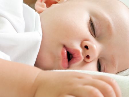 【小児歯科医監修】子どもの口腔習癖とは｜指しゃぶり・舌の癖・口呼吸が歯並びに与える影響｜みかげ小児歯科・矯正歯科クリニック｜御影
